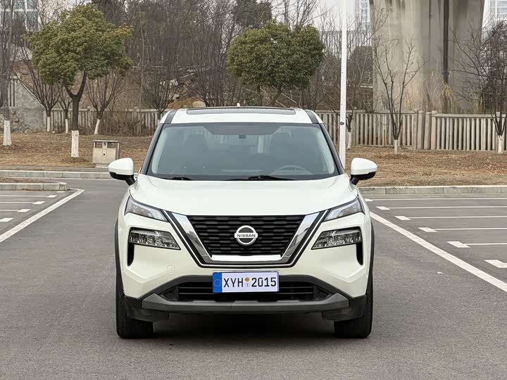 Фото 2 - Nissan X-Trail