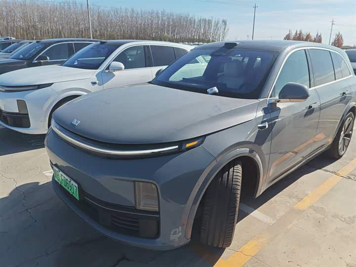 Фото 1 - LiXiang L7