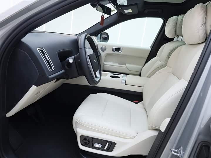 Фото 6 - LiXiang L7