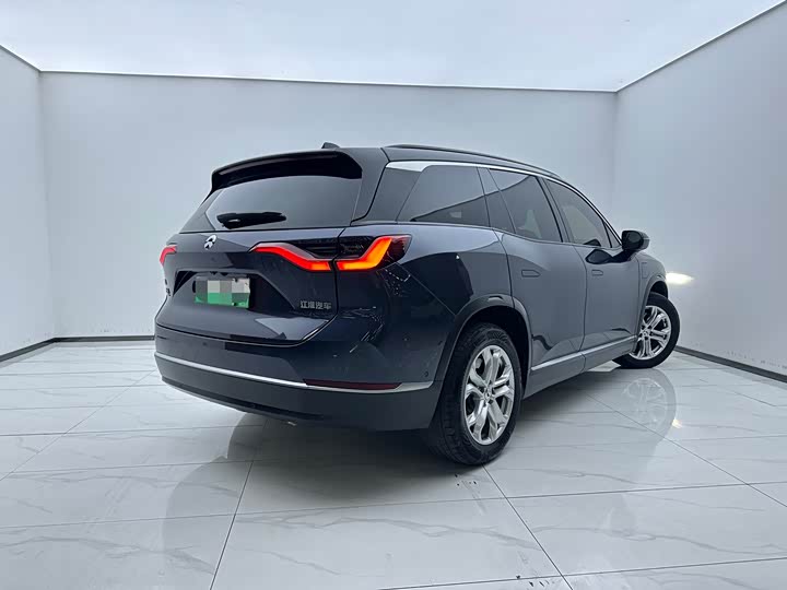 Фото 4 - Nio ES8