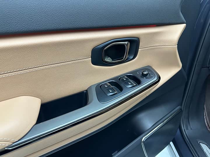 Фото 9 - Nio ES8