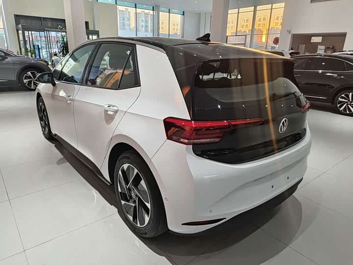 Фото 9 - Volkswagen ID.3