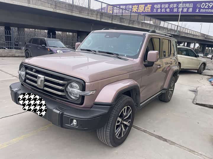 Фото 1 - Tank 300