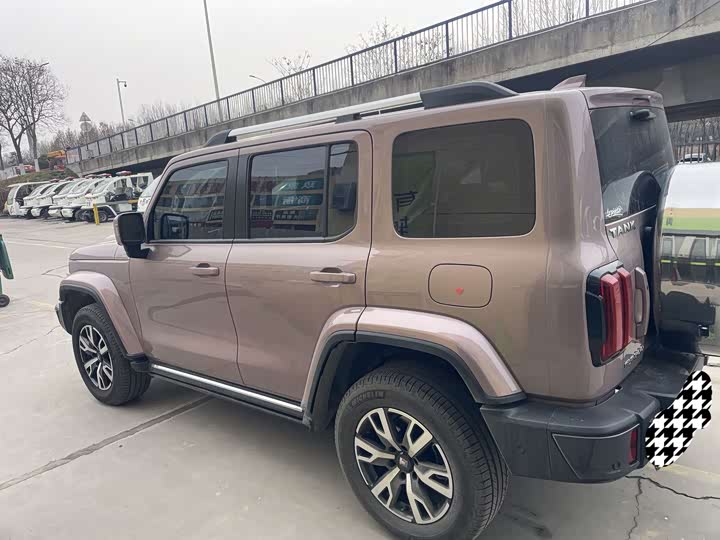 Фото 3 - Tank 300