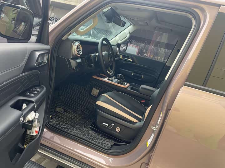 Фото 5 - Tank 300