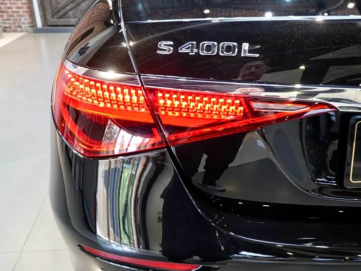 Фото 9 - Mercedes-Benz S-Class