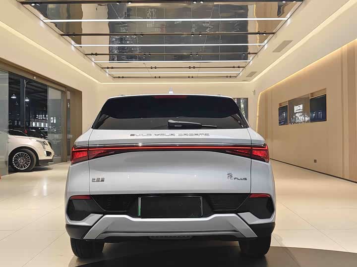 Фото 6 - BYD Yuan Plus