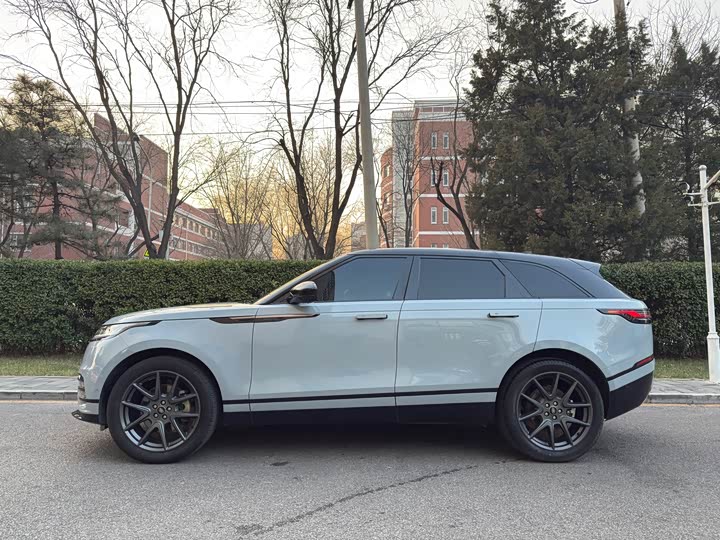 Фото 3 - Land Rover Range Rover Velar