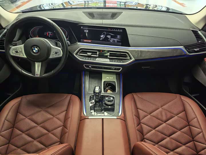 Фото 8 - BMW X5