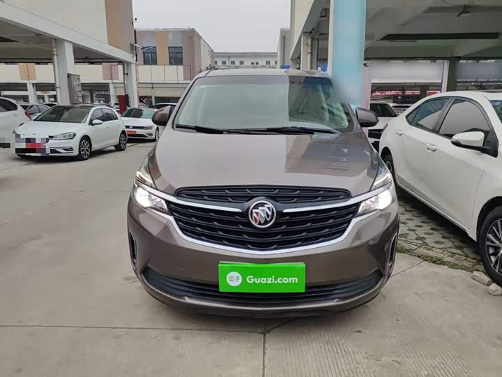 Фото 3 - Buick GL8 ES