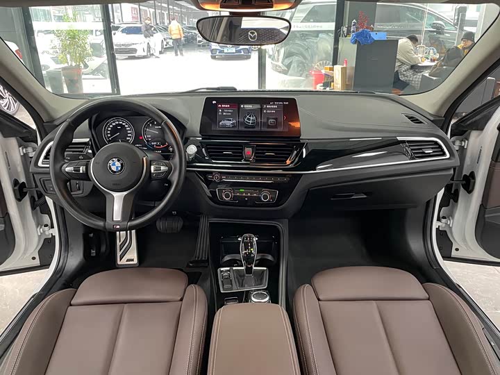 Фото 8 - BMW 1 Series