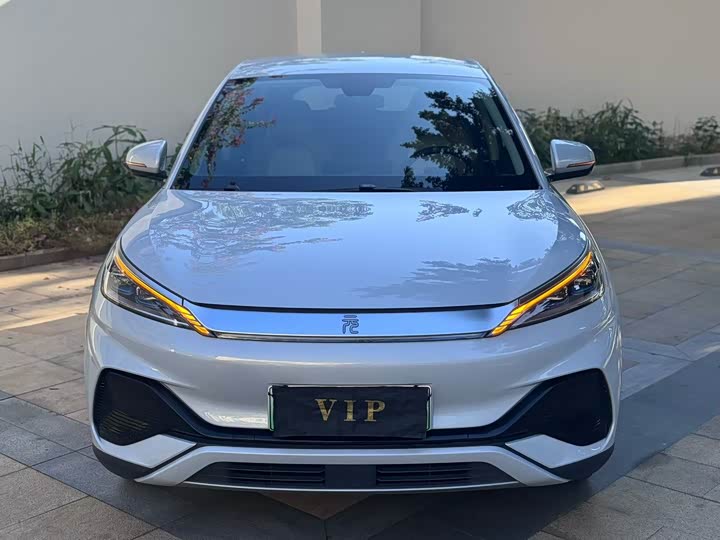 Фото 2 - BYD Yuan Plus