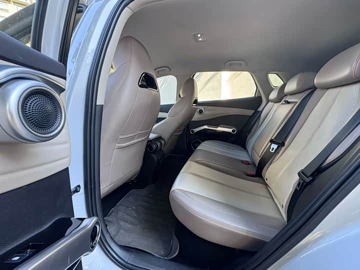 Фото 9 - BYD Yuan Plus