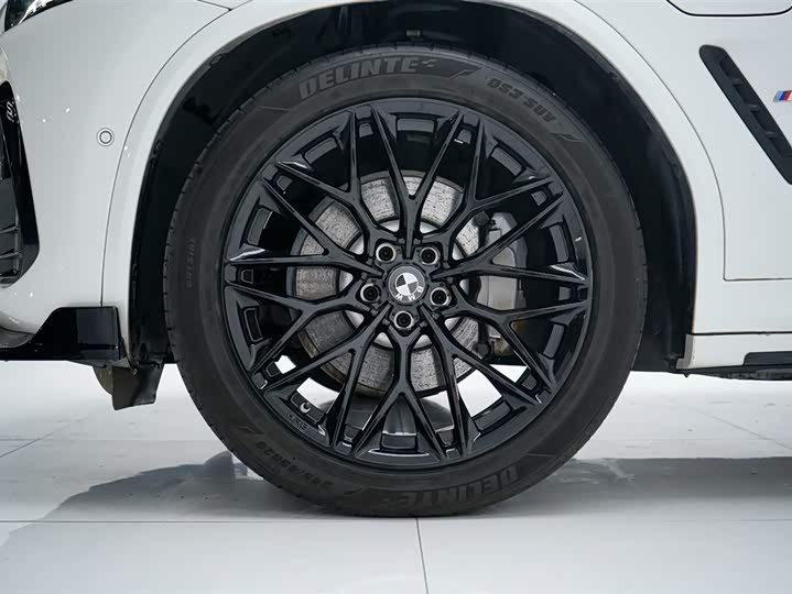 Фото 6 - BMW iX3