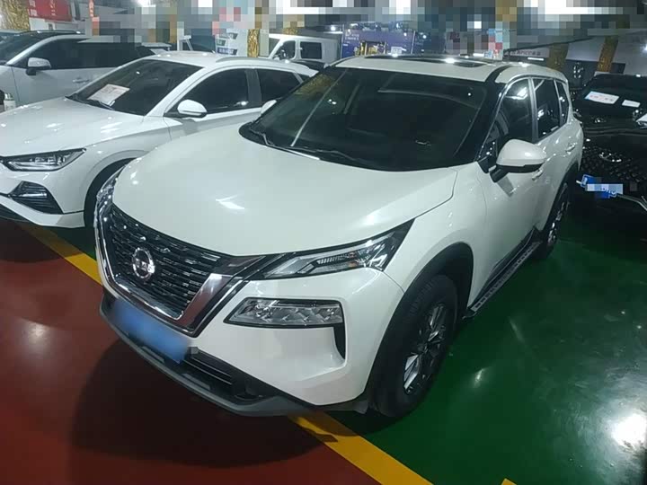 Фото 2 - Nissan X-Trail