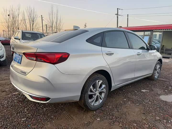 Фото 6 - Buick Verano