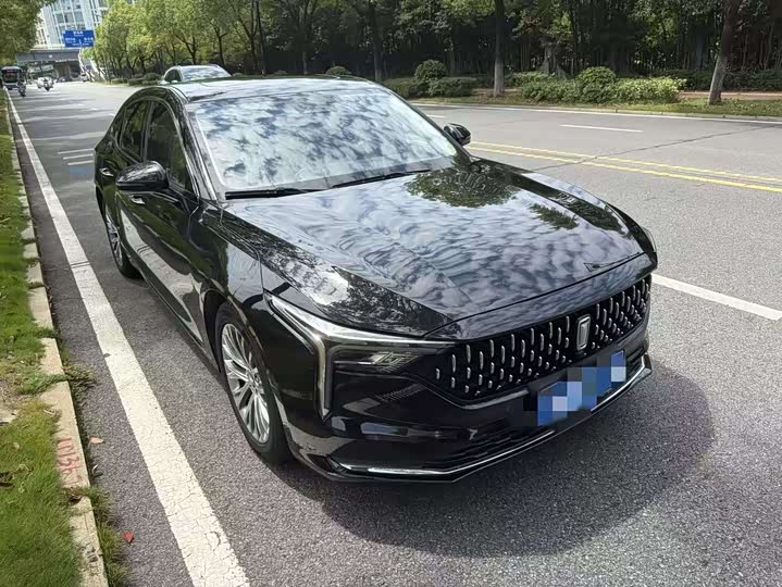 Фото 3 - Bestune B70