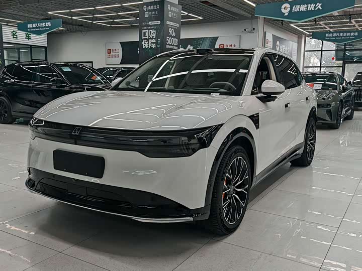 Фото 1 - Zeekr 7X