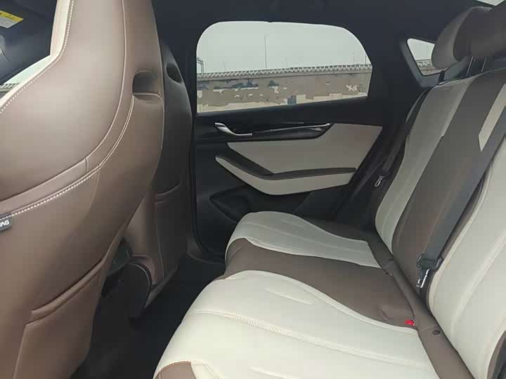 Фото 6 - BYD Qin Plus