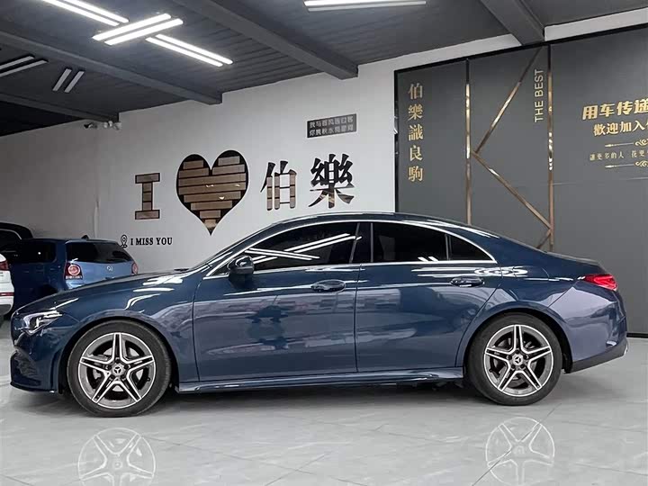 Фото 3 - Mercedes-Benz CLA-Class