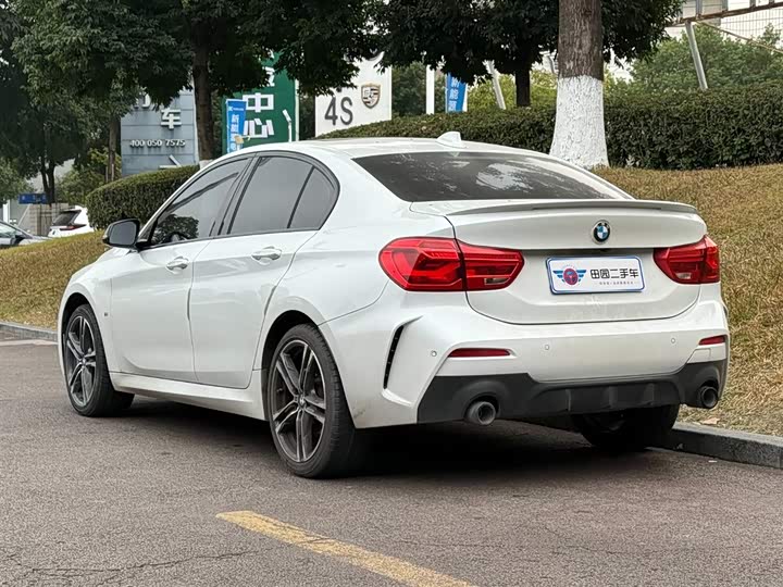 Фото 4 - BMW 1 Series