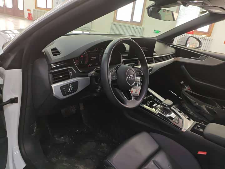 Фото 4 - Audi A5