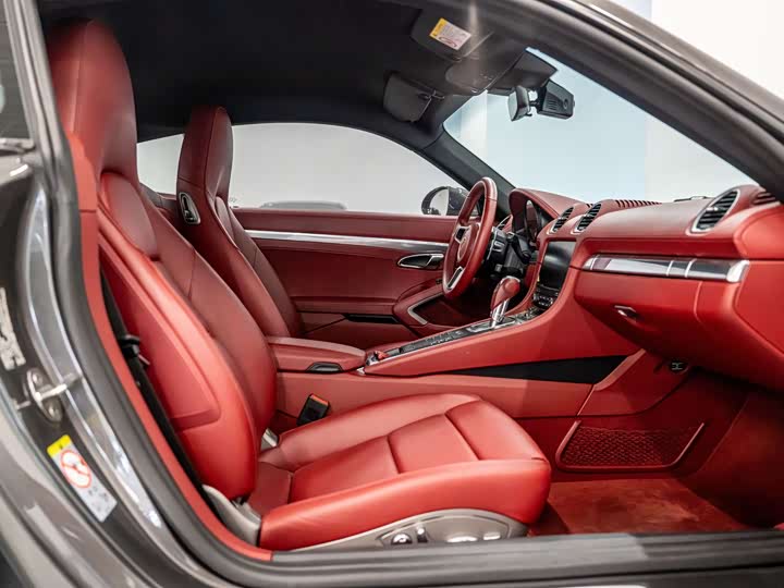 Фото 8 - Porsche 718