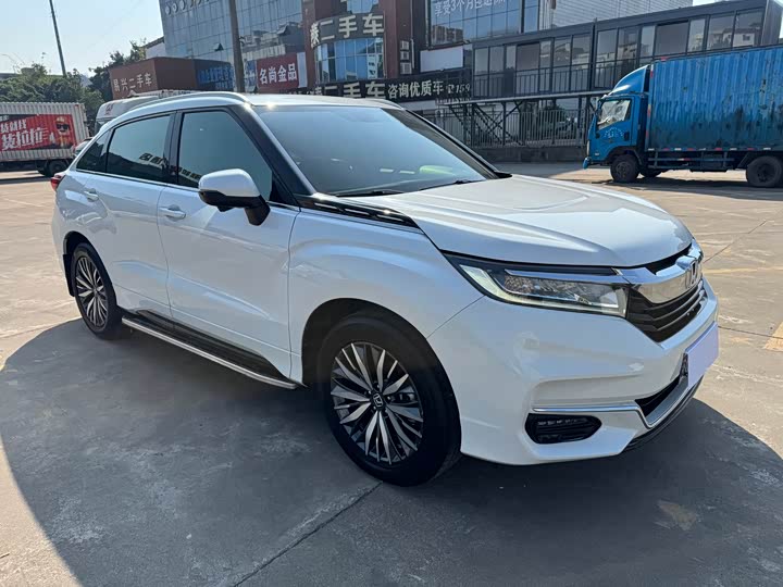 Фото 3 - Honda Avancier