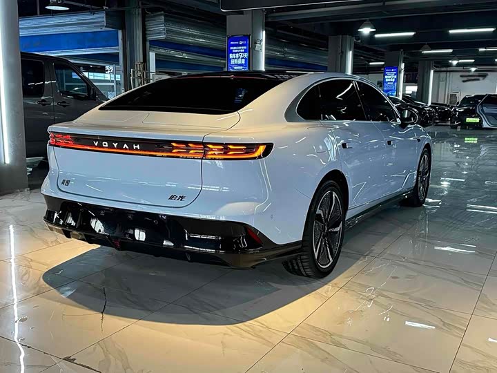 Фото 6 - Voyah Passion