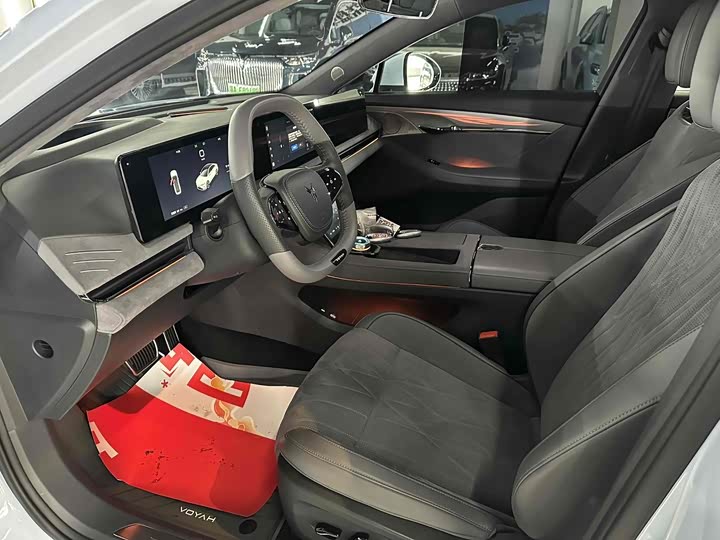 Фото 8 - Voyah Passion