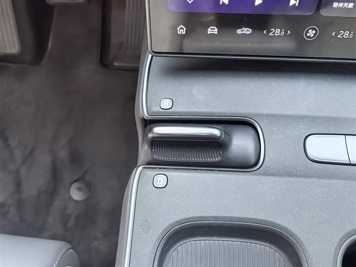 Фото 7 - Nio ET5