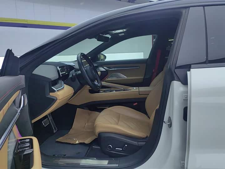 Фото 9 - Zeekr 001