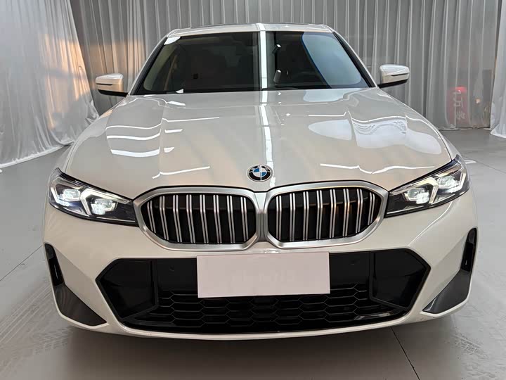 Фото 2 - BMW 3 Series