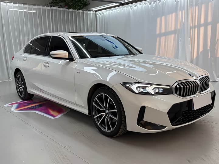 Фото 3 - BMW 3 Series