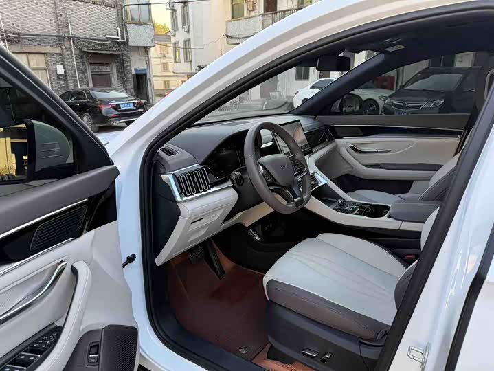 Фото 5 - BYD Song Plus Hybrid/EV