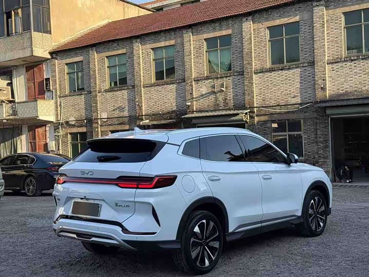 Фото 6 - BYD Song Plus Hybrid/EV