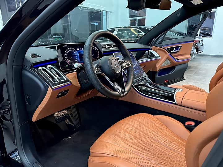 Фото 6 - Mercedes-Benz S-Class