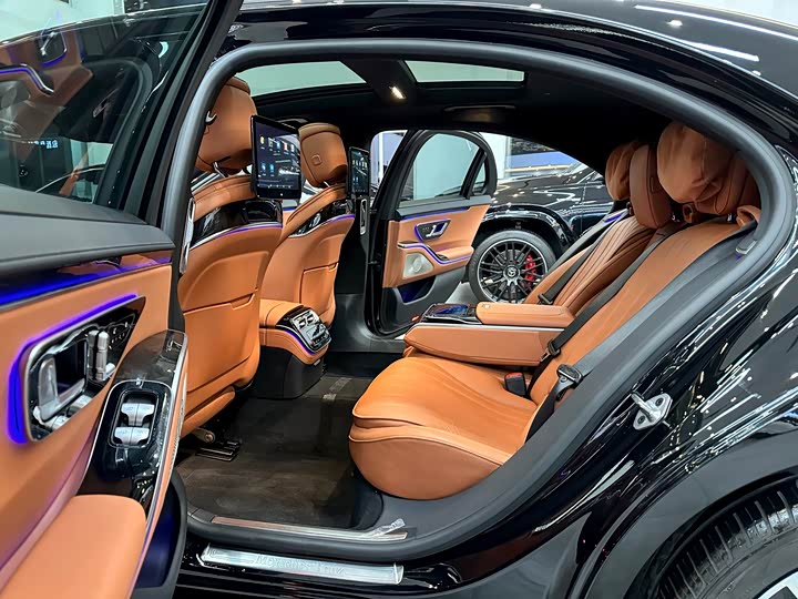 Фото 7 - Mercedes-Benz S-Class