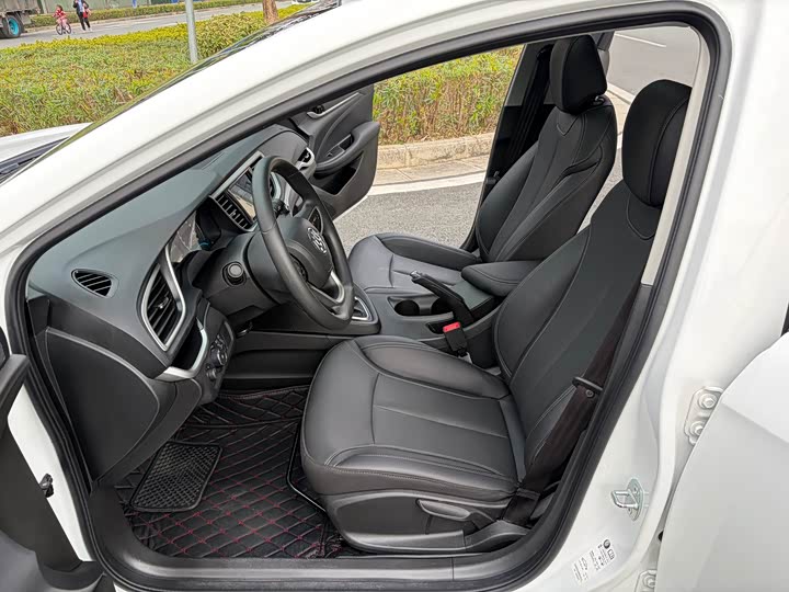 Фото 8 - Buick Excelle GT