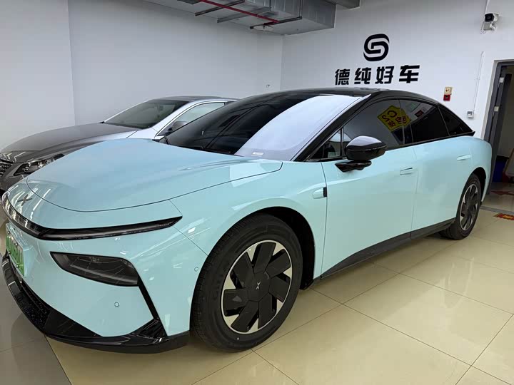 Фото 1 - XPeng F57