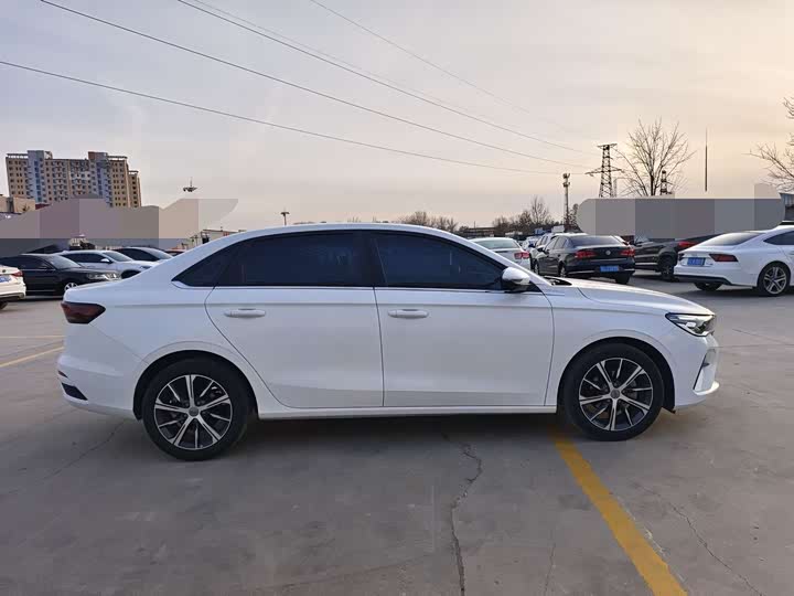 Фото 3 - Geely Emgrand