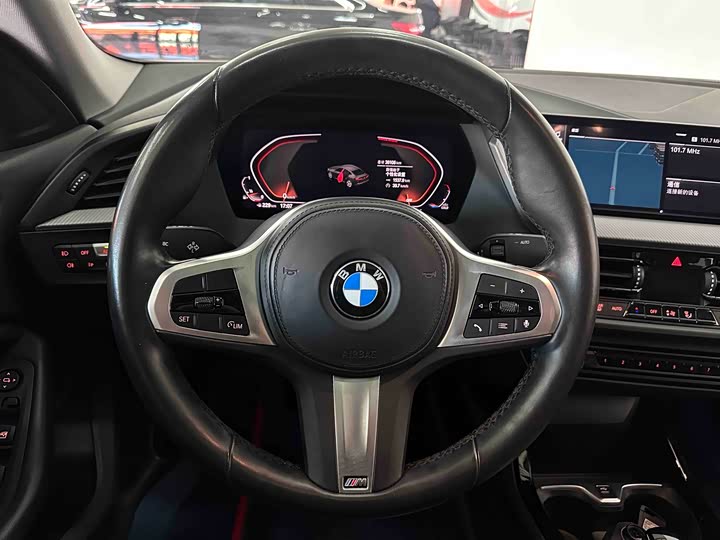Фото 9 - BMW 2 Series