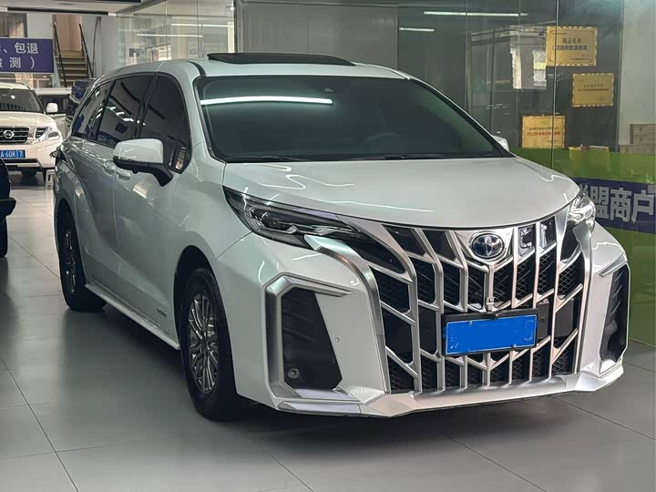 Фото 3 - Toyota Sienna