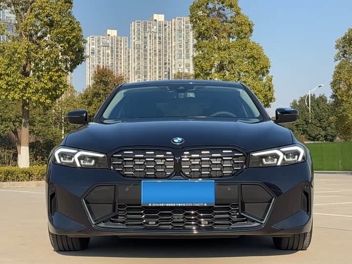 Фото 2 - BMW 3 Series