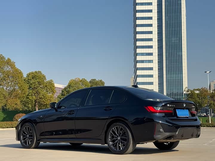 Фото 3 - BMW 3 Series