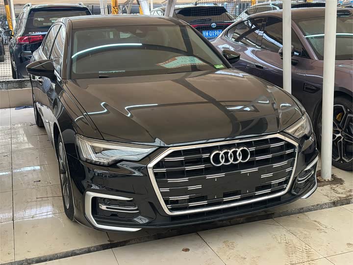 Фото 3 - Audi A6L