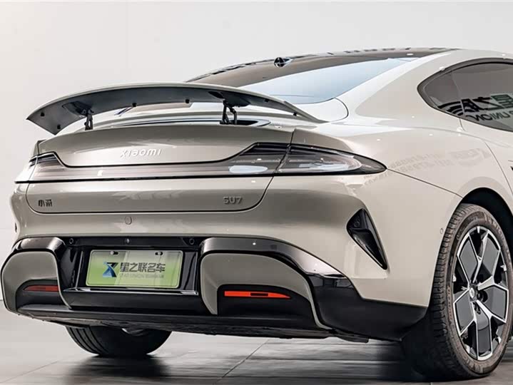 Фото 8 - Xiaomi SU7