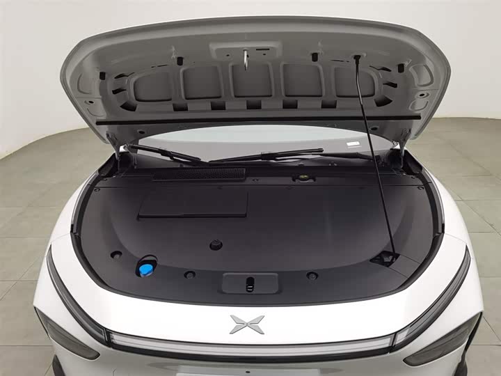 Фото 6 - XPeng F57