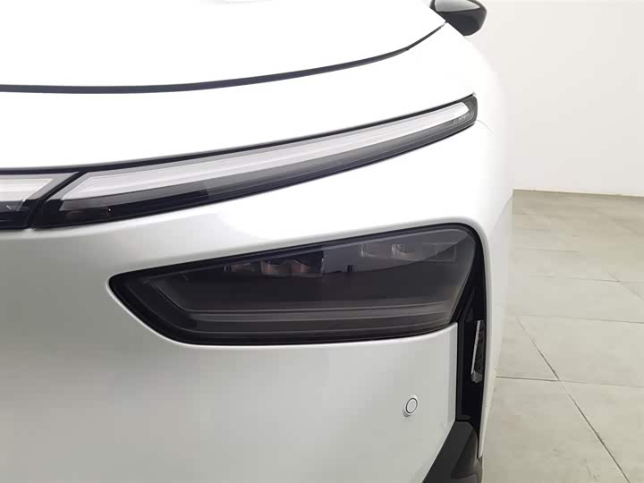 Фото 7 - XPeng F57