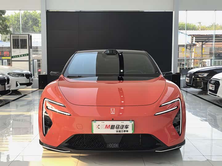 Фото 2 - Avatr 06